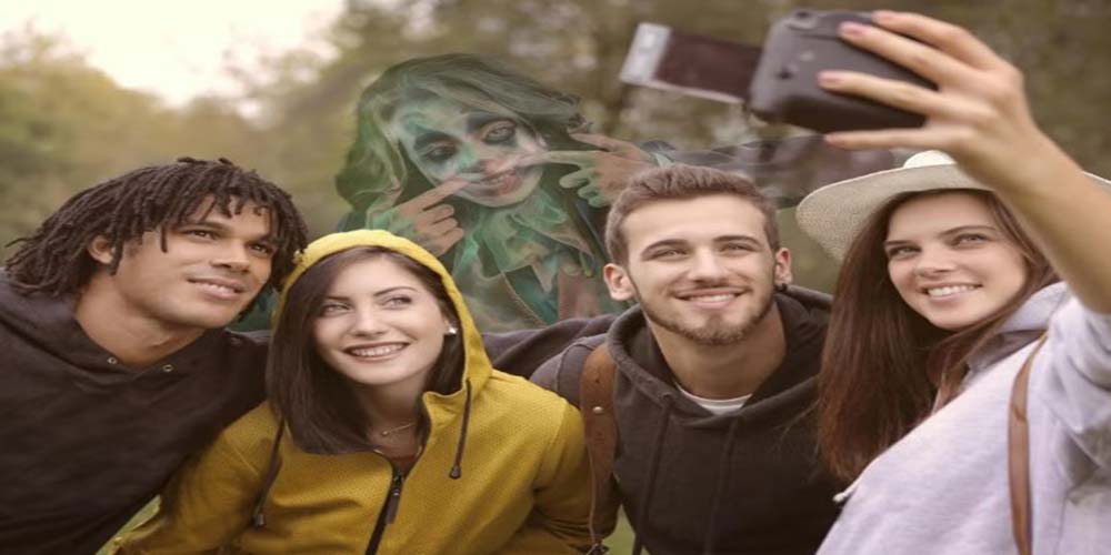 halloween even the ghosts came out to play